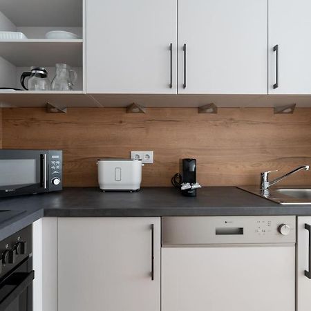 1Br Haven With Swift City Access By Hm Вена Экстерьер фото